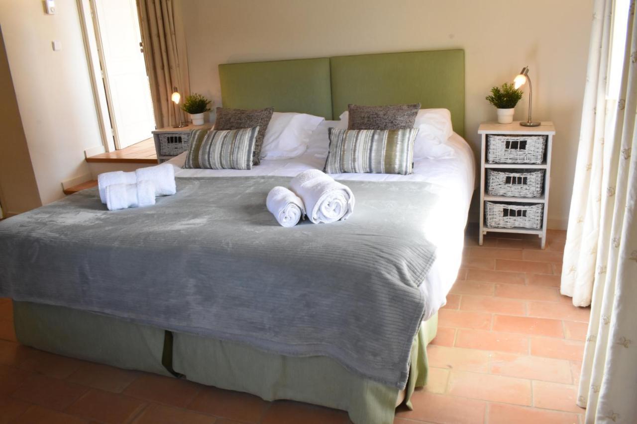 B&B Can Jan Sant Ferriol Bagian luar foto