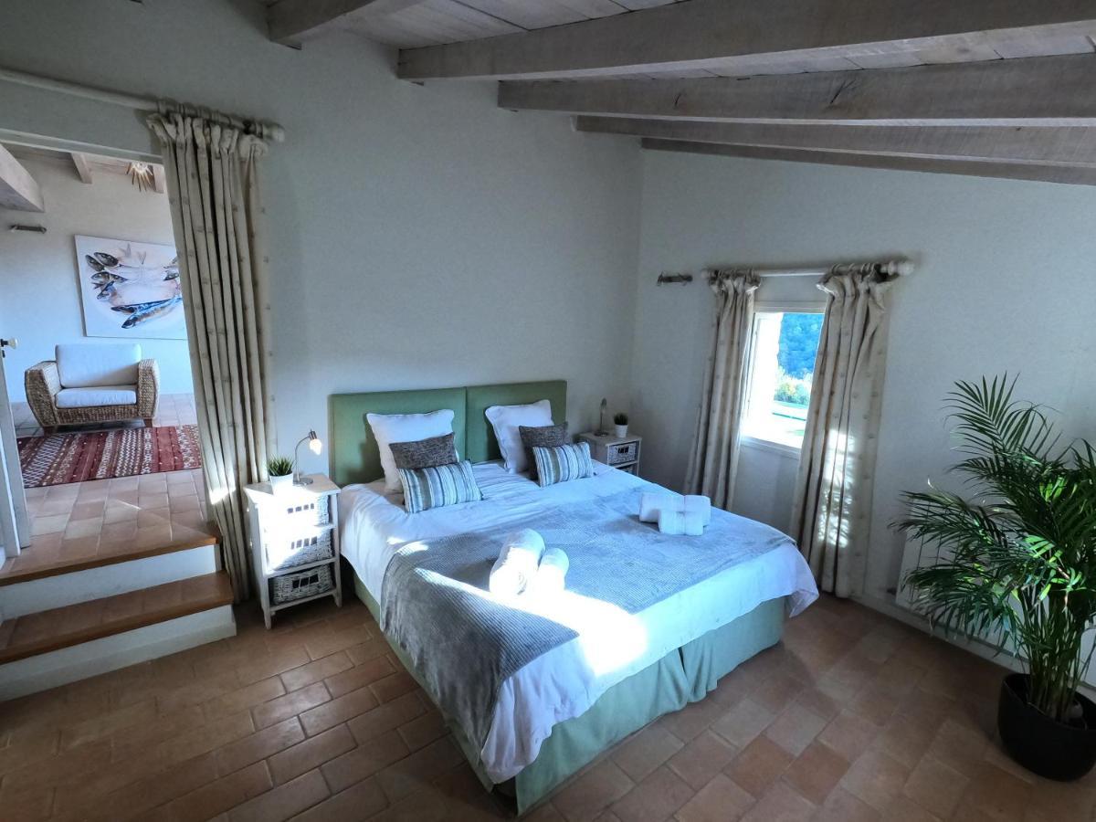 B&B Can Jan Sant Ferriol Bagian luar foto