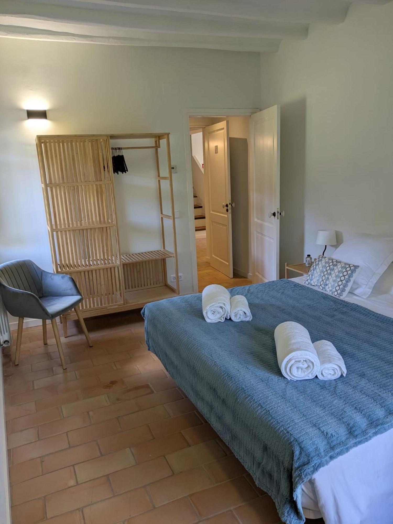 B&B Can Jan Sant Ferriol Bagian luar foto